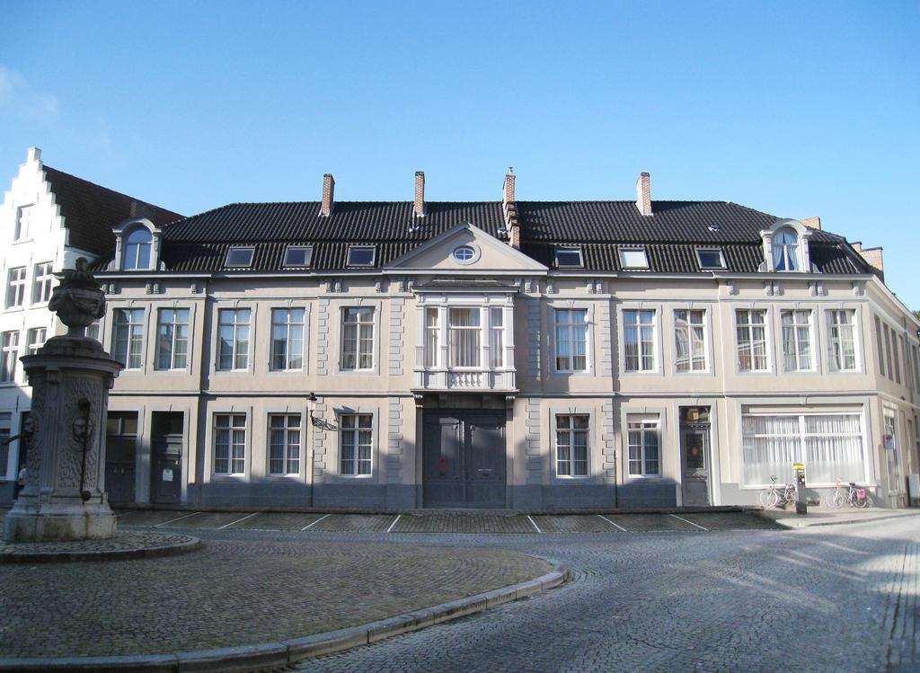 House Of Bruges Hotel Exterior photo